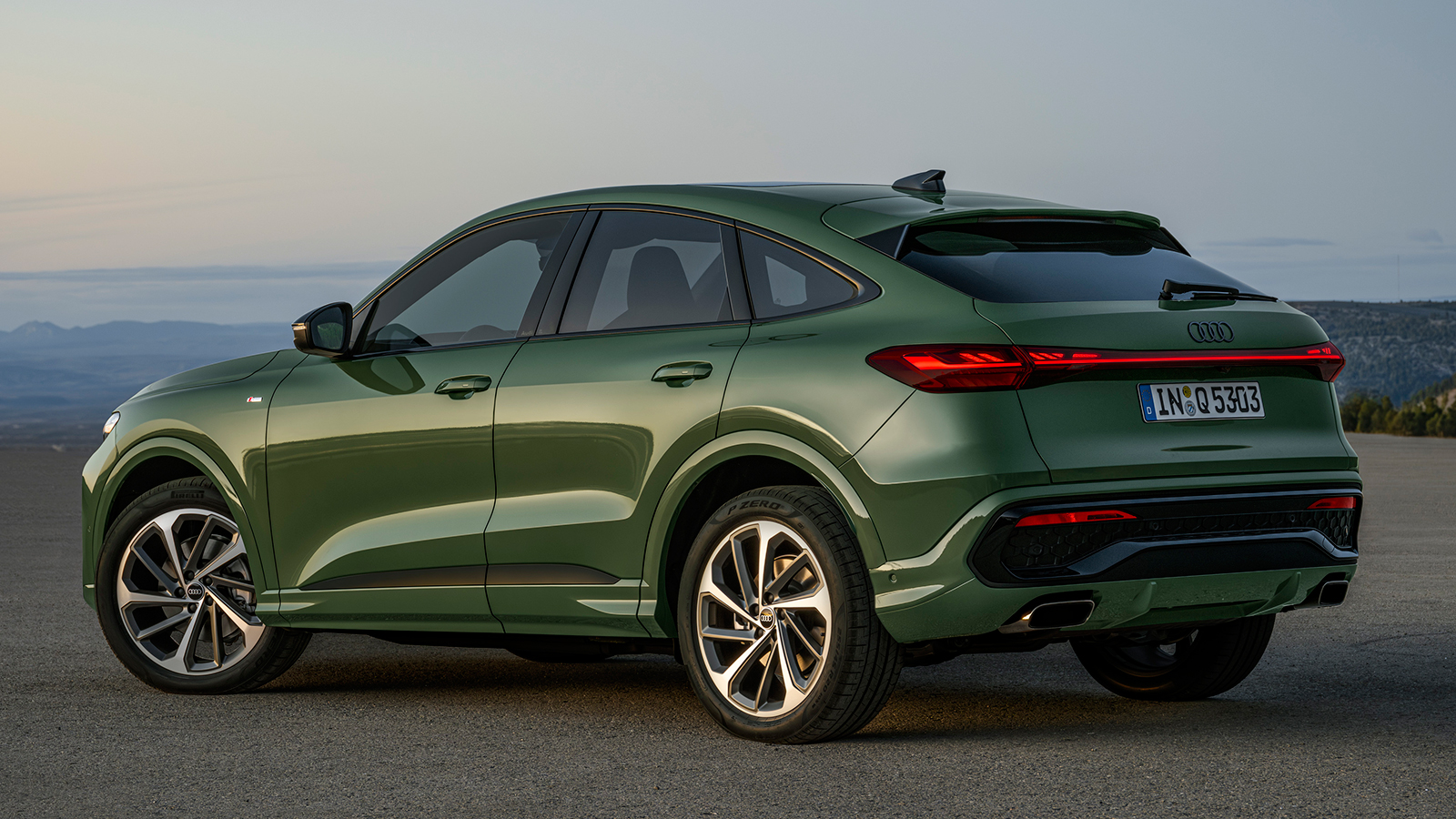 Πρεμιέρα για το νέο Audi Q5 Sportback | Βενζίνη & diesel έως 367 άλογα  